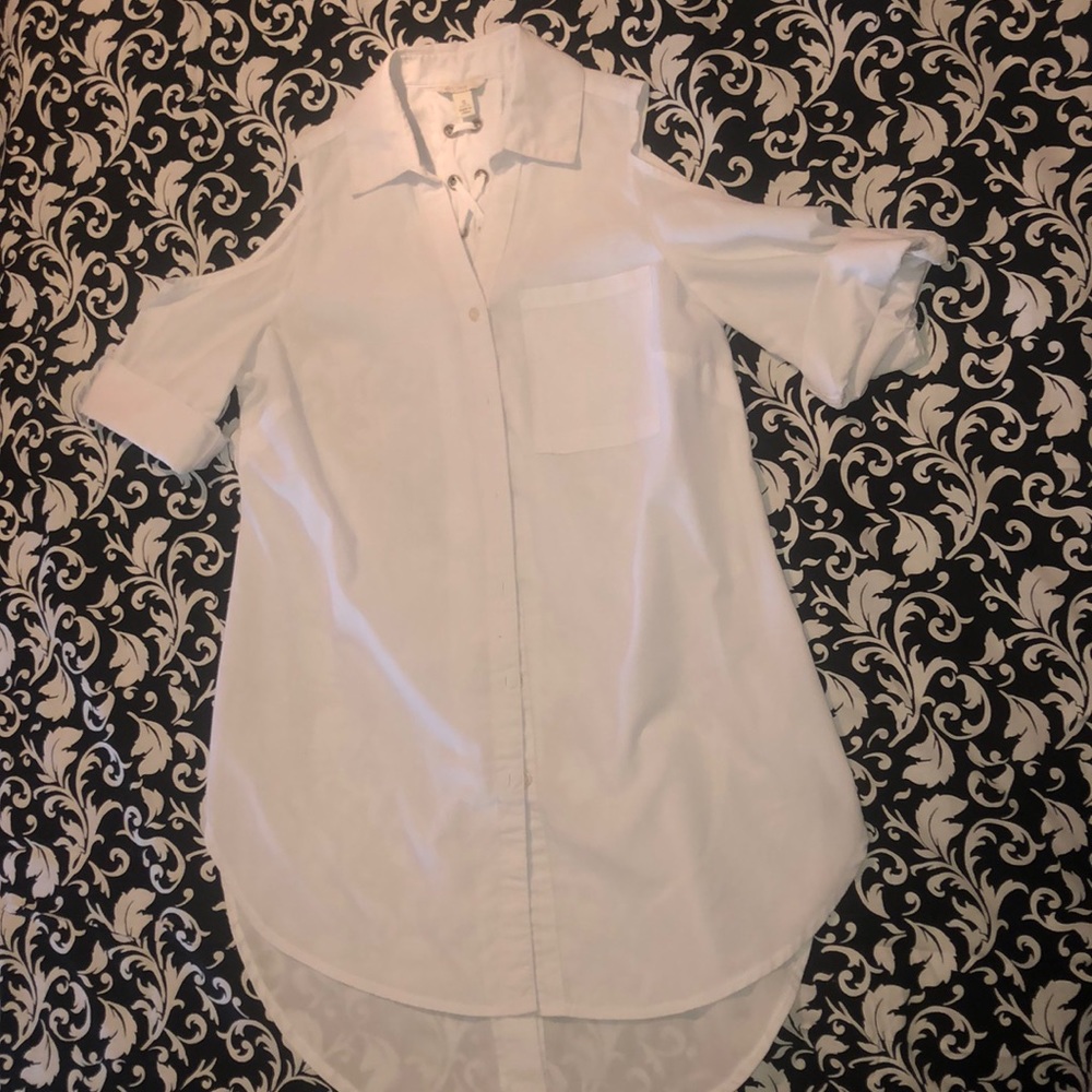 White long tunic blouse